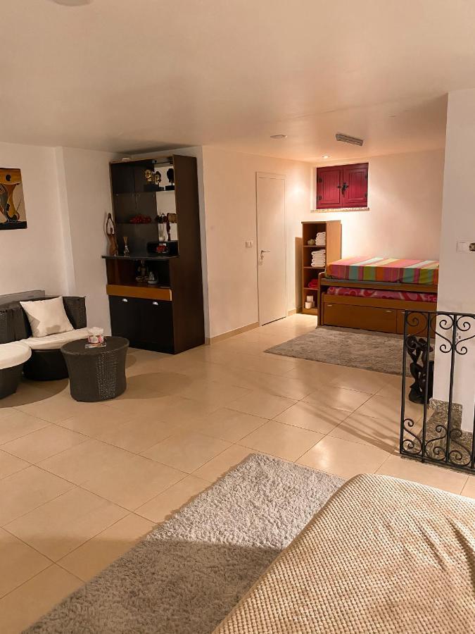 Quarto Familiar Zona غيمارايش المظهر الخارجي الصورة